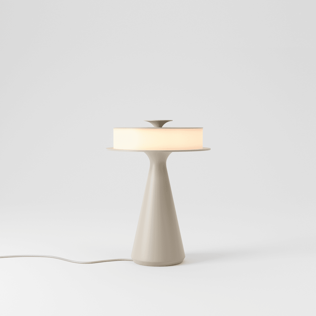 foto_luminaria-me-leva-50-t-color-cinza-areia-frontal.png