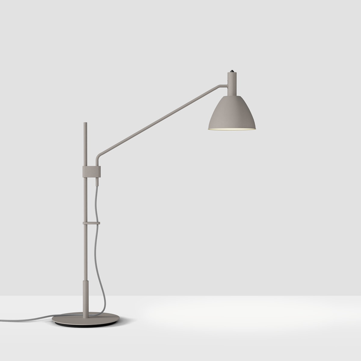 foto_luminaria-mini-bauhaus-90-t-cinza-areia.jpg